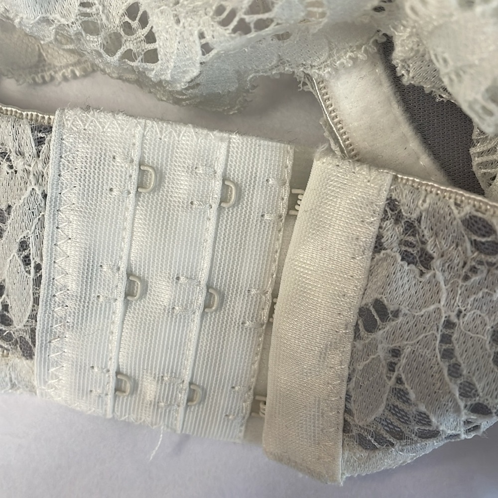 Rampage Lace Racerback Bra - Picture 6 of 6